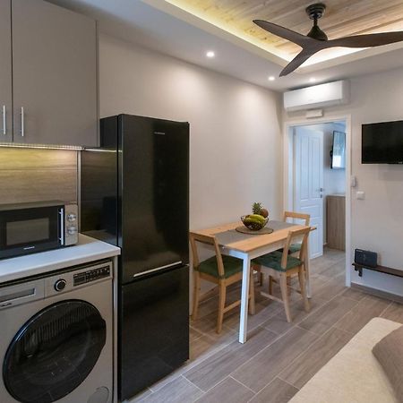 Taylor'S Apartment Corfu  Bagian luar foto
